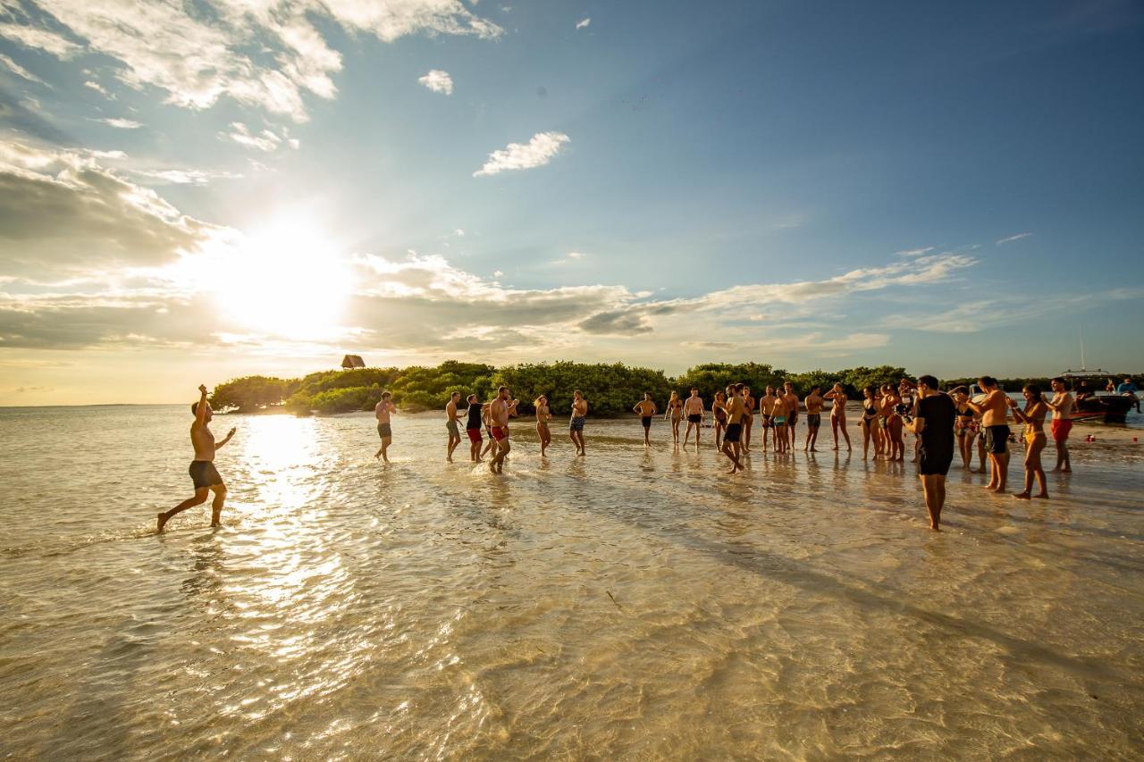 Che Holbox Hostel & Bar Adults Only Esterno foto